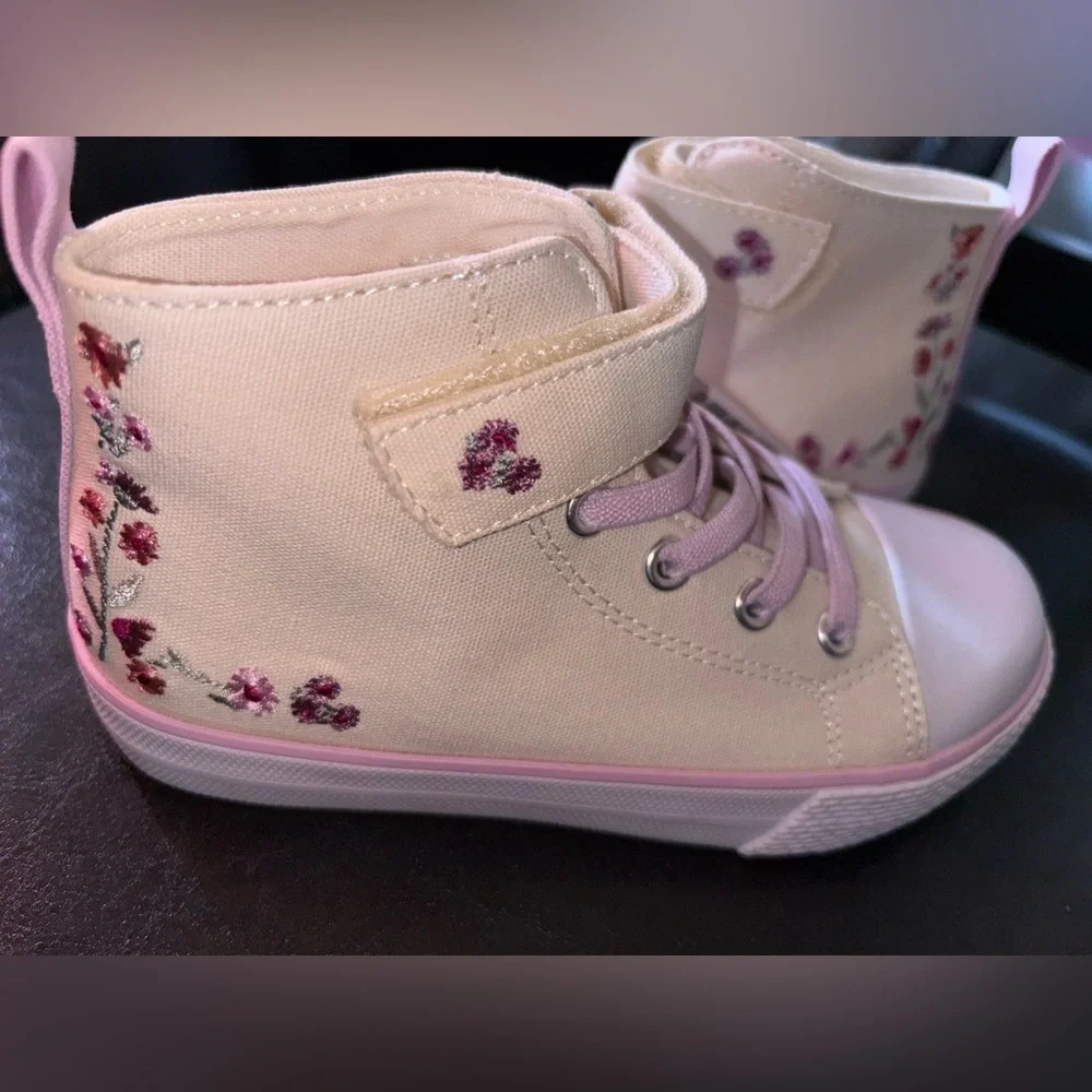 The Children's Place Beige and Pink Kids' Sneakers